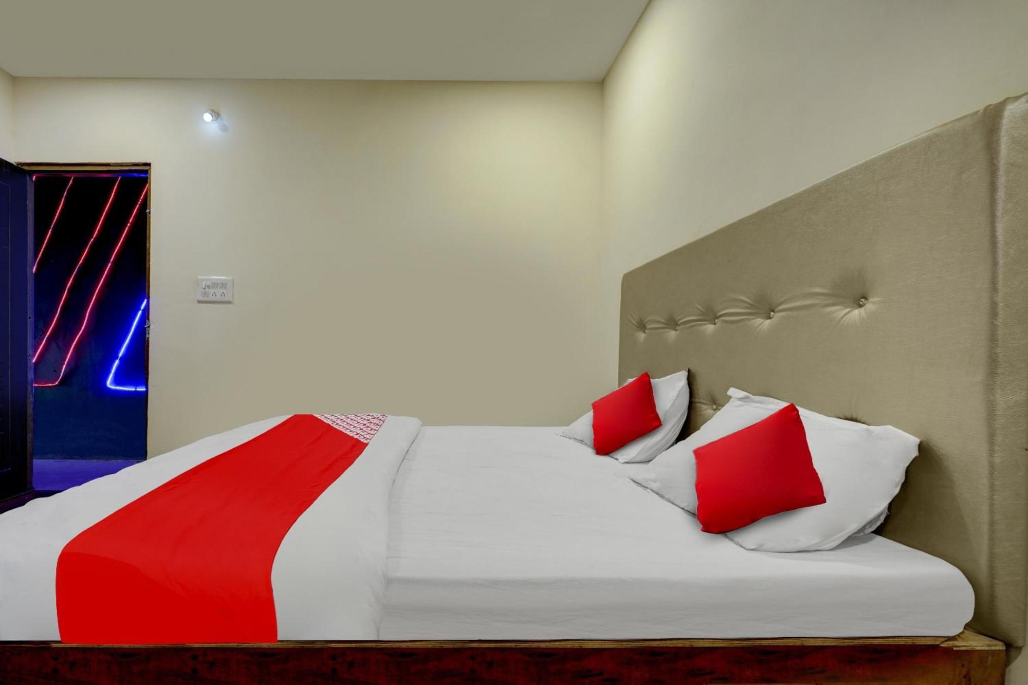 Oyo Flagship The Chirag Resort Bhandāra Екстериор снимка