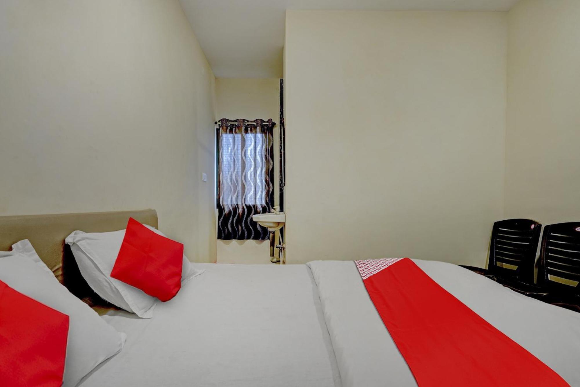 Oyo Flagship The Chirag Resort Bhandāra Екстериор снимка