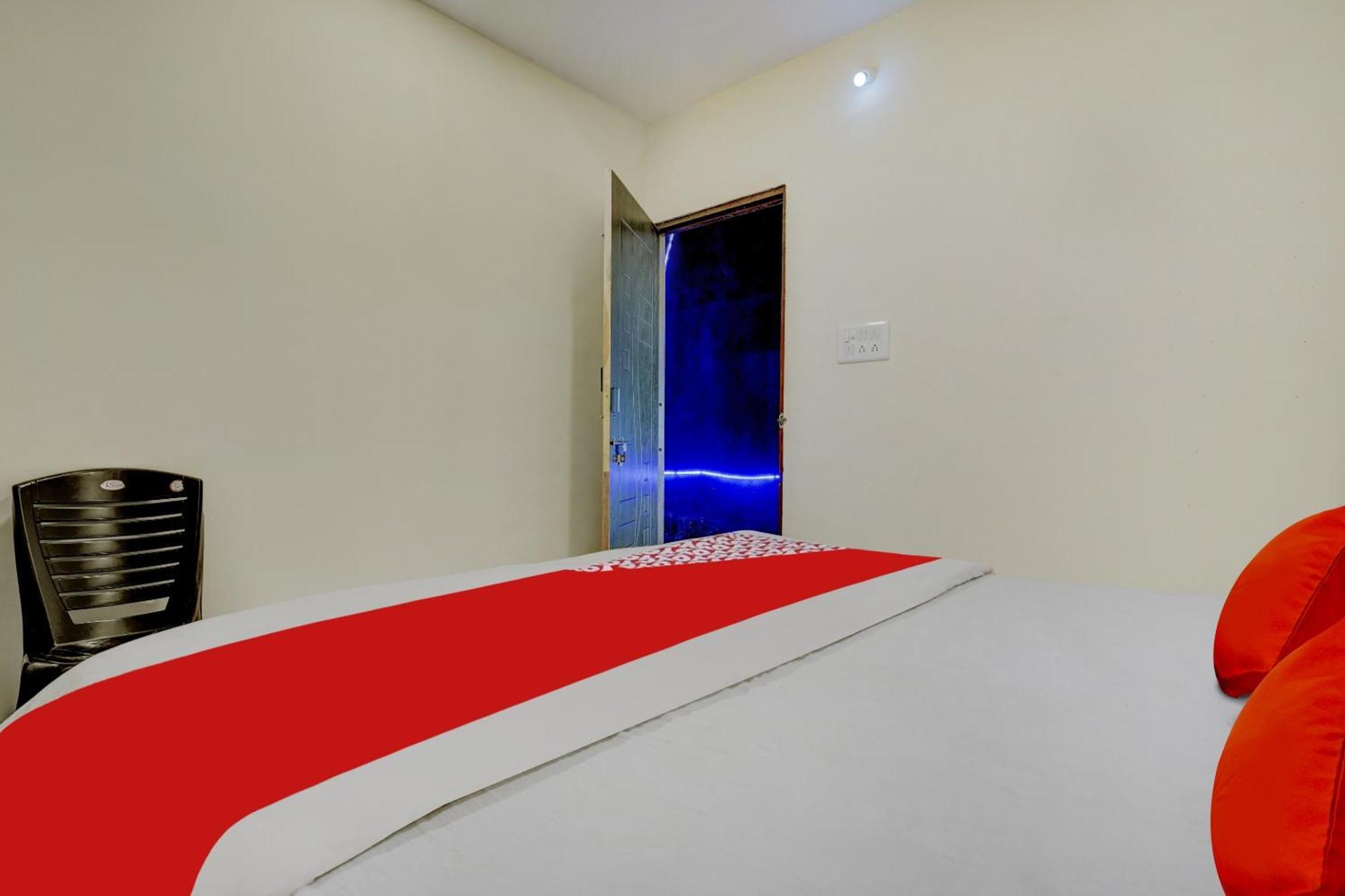 Oyo Flagship The Chirag Resort Bhandāra Екстериор снимка